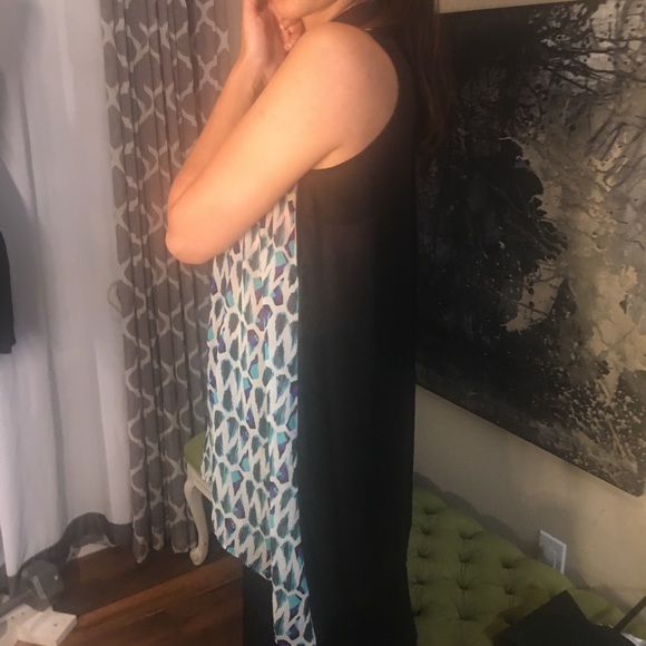 BCBG sheer collared sleeveless button down hi-lo shirt - Picture 7 of 8